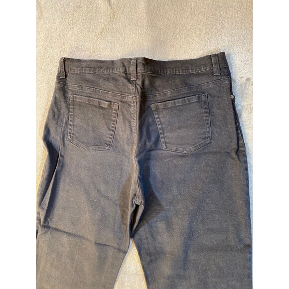 Gloria Vanderbilt, Black Denim Jeans, Size 18 Missy, Amanda Short Preowned - Picture 6 of 10